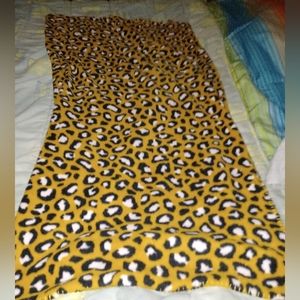 OLD NAVY THROW BLANKET